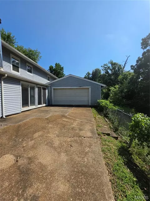 Exterior - 3887 Stone Ridge Ct, Arnold, MO 63010 photo 1 of 9