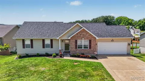 7034 Brooks Farm Dr, House Springs, MO 63051