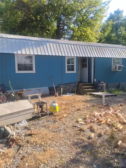 551 Vista Dr, Hayti, MO 63851