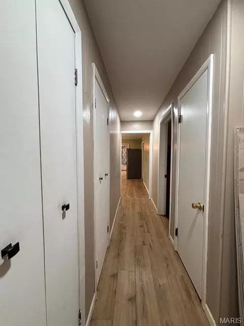 Entry Way - 315 N Center St, Hunnewell, MO 63443 photo 2 of 2