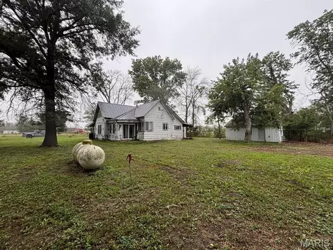 Exterior - 315 N Center St, Hunnewell, MO 63443 photo 3 of 3