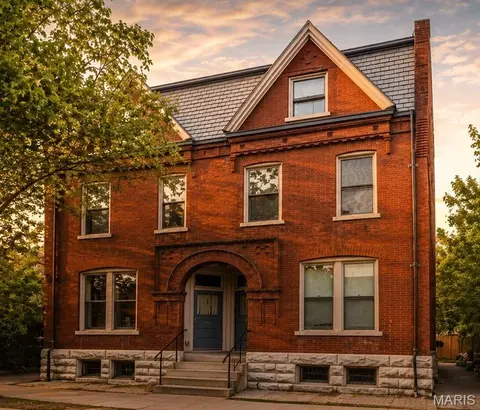 922 Allen Ave, Saint Louis, MO 63104