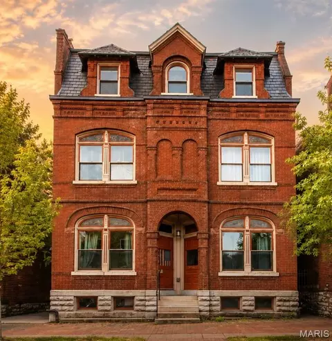 926 Allen Ave, Saint Louis, MO 63104