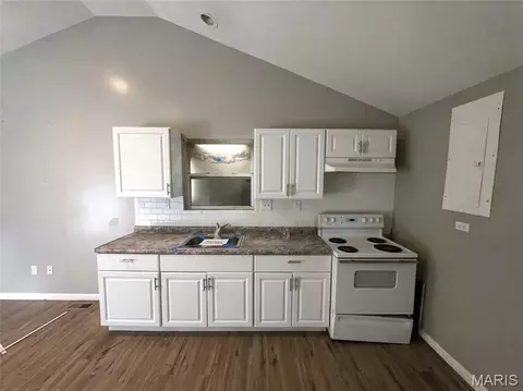 Kitchen - 3974 Lada Ave, Normandy, MO 63121 photo 2 of 2