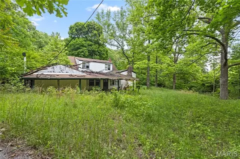 3700 Pioneer Dr, Imperial, MO 63052