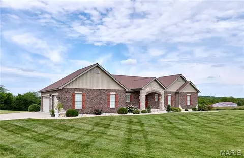 Exterior - 21 Pheasant Pointe Dr, Old Monroe, MO 63369 photo 3 of 14