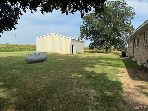 Exterior - 31417 State Highway A, Catron, MO 63833 photo 9 of 10