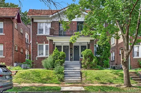 2037 Maury Ave, Saint Louis, MO 63110