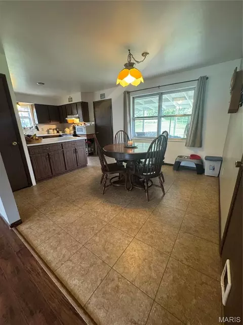 Dining - 1250 Diane St, Saint Clair, MO 63077 photo 1 of 2
