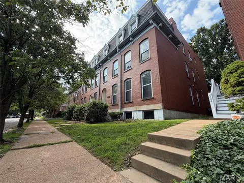 2336 Rutger St #36B, Saint Louis, MO 63104
