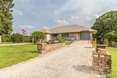 13750 Grouse Ln, Lebanon, MO 65536