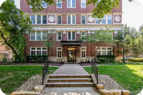 5330 Pershing #706, Saint Louis, MO 63112