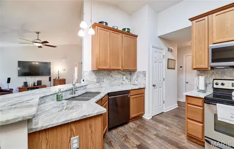 Kitchen - 60 Citori Ct, Troy, MO 63379 photo 1 of 3