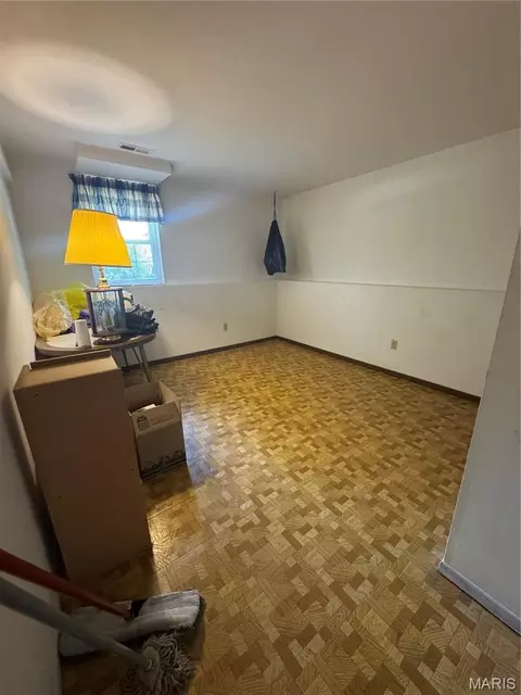 Bedroom - 353 Bellestri Dr, Ballwin, MO 63021 photo 7 of 11