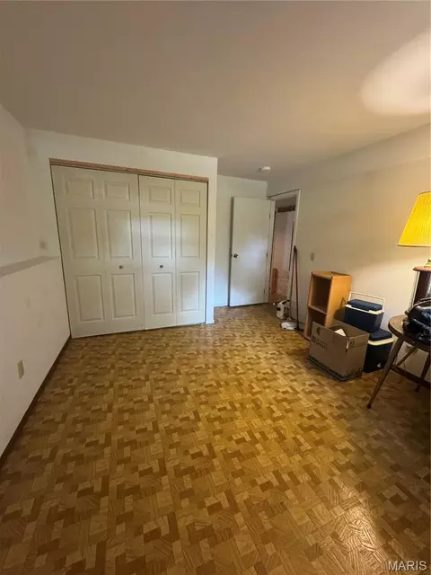 Bedroom - 353 Bellestri Dr, Ballwin, MO 63021 photo 8 of 11