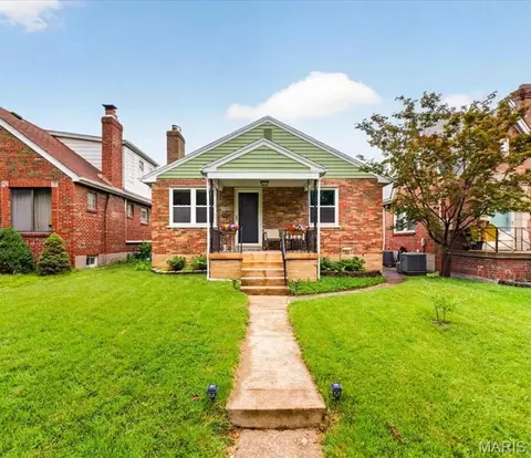 5305 Reber Pl, Saint Louis, MO 63139