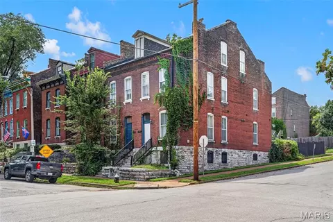 2301 S 11th St, Saint Louis, MO 63104