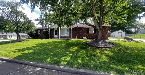 507 Smith St, Perryville, MO 63775