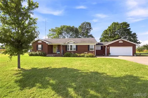 1471 W Highway 62, Charleston, MO 63834