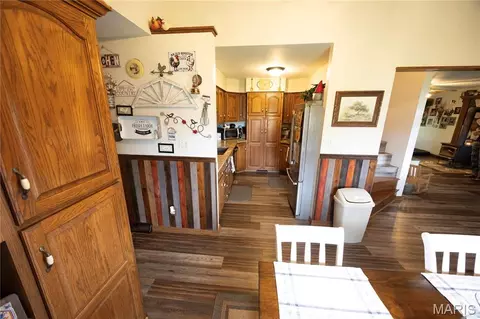 Entry Way - 331 County Road 433, Jackson, MO 63755 photo 1 of 5