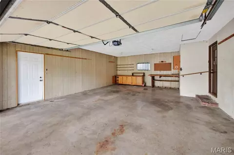 Other - 610 Laurel Dr, Waterloo, IL 62298 photo 7 of 9