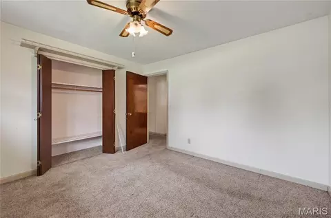 Bedroom - 610 Laurel Dr, Waterloo, IL 62298 photo 2 of 9