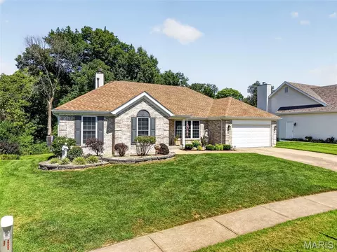 Exterior - 406 Rascal Xing, O'fallon, MO 63366 photo 15 of 17