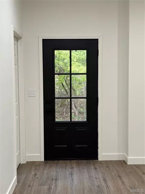 Entry Way - 21790 Lomax, Saint Robert, MO 65584 photo 7 of 10