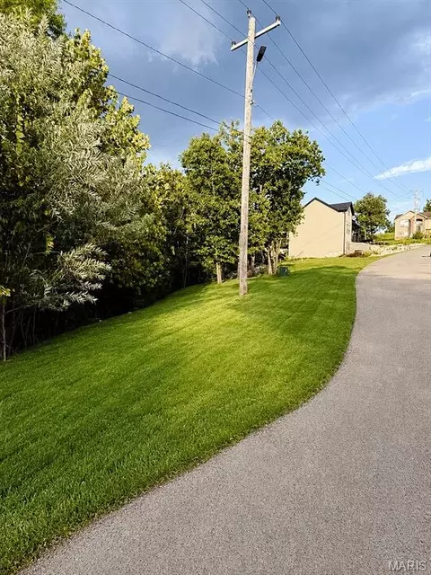 Exterior - 21790 Lomax, Saint Robert, MO 65584 photo 7 of 12