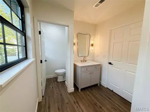 Bath - 21790 Lomax, Saint Robert, MO 65584 photo 3 of 8