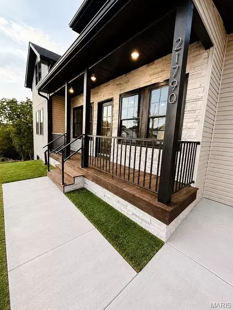 Exterior - 21790 Lomax, Saint Robert, MO 65584 photo 10 of 12