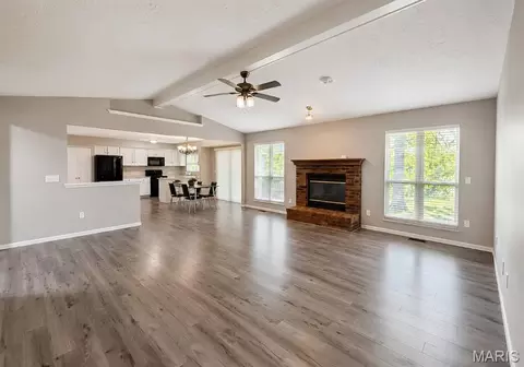 Living - 21 White Chapel, O'fallon, MO 63368 photo 2 of 3