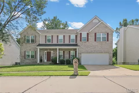 1625 Emerald Creek Dr, Florissant, MO 63031