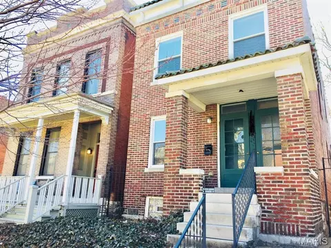 4558 Oakland Ave, Saint Louis, MO 63110