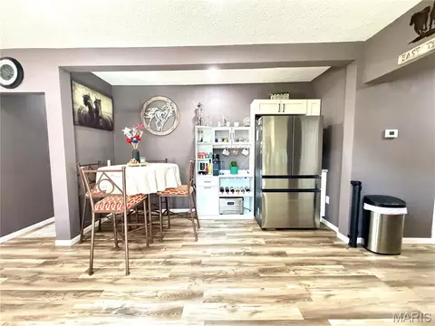 Dining - 905 E 3rd St, Salem, MO 65560 photo 1 of 1