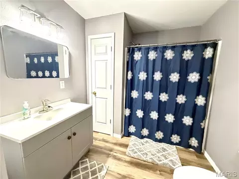 Bath - 905 E 3rd St, Salem, MO 65560 photo 3 of 4