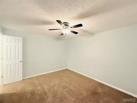 Bedroom - 18405 Walnut Grove Ct, Wright City, MO 63390 photo 7 of 7