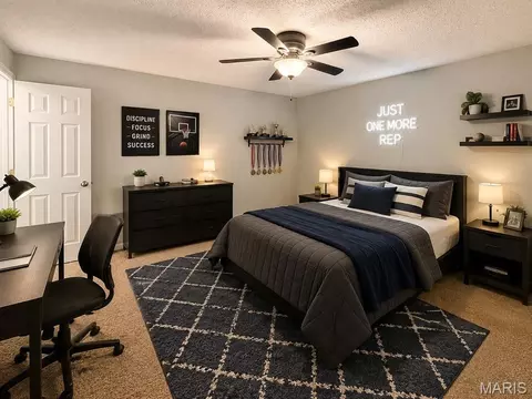 Bedroom - 18405 Walnut Grove Ct, Wright City, MO 63390 photo 4 of 7