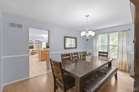 Dining - 6508 Covington Oaks Dr, Cedar Hill, MO 63016 photo 2 of 3