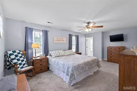 Bedroom - 6508 Covington Oaks Dr, Cedar Hill, MO 63016 photo 2 of 6