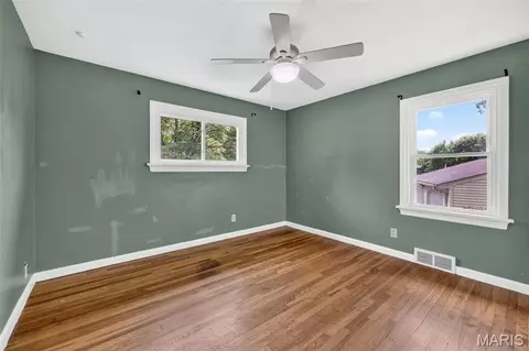 Bedroom - 127 Applegate Ln, Ballwin, MO 63011 photo 5 of 6