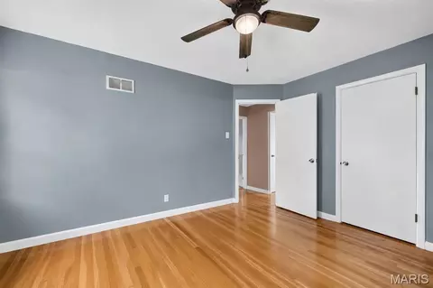 Bedroom - 127 Applegate Ln, Ballwin, MO 63011 photo 3 of 6