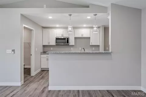 Kitchen - 427 Cloverleaf Dr, Washington, MO 63090 photo 1 of 3
