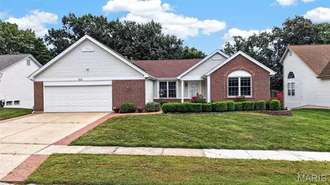 1420 Prospect Lakes Dr, Wentzville, MO 63385