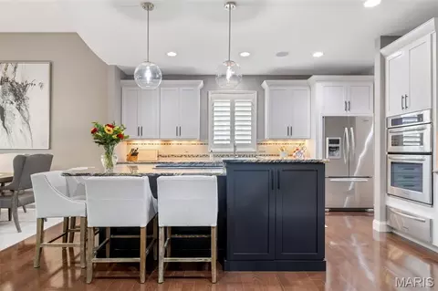 Kitchen - 16334 Baxter Rd, Chesterfield, MO 63005 photo 6 of 7