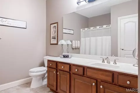 Bath - 16334 Baxter Rd, Chesterfield, MO 63005 photo 6 of 6