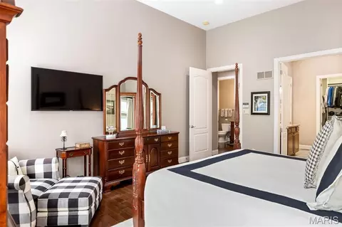 Bedroom - 16334 Baxter Rd, Chesterfield, MO 63005 photo 2 of 7
