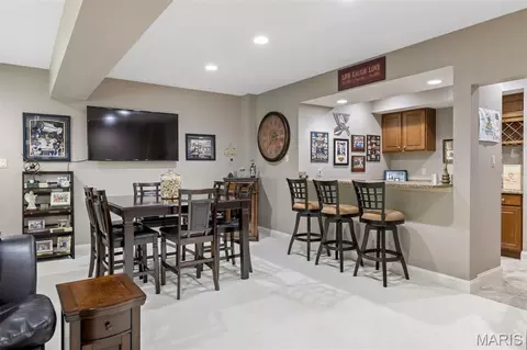 Dining - 16334 Baxter Rd, Chesterfield, MO 63005 photo 4 of 4