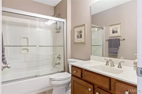Bath - 16334 Baxter Rd, Chesterfield, MO 63005 photo 5 of 6
