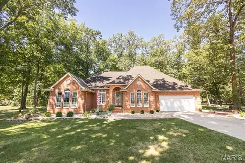 6437 Timber Lane Dr, Mascoutah, IL 62258
